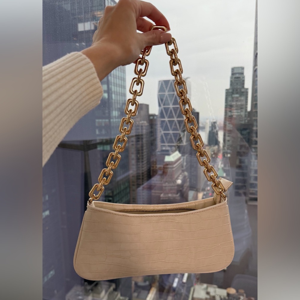Zara Cream Croc-Embossed Shoulder Bag with Gold Chain
